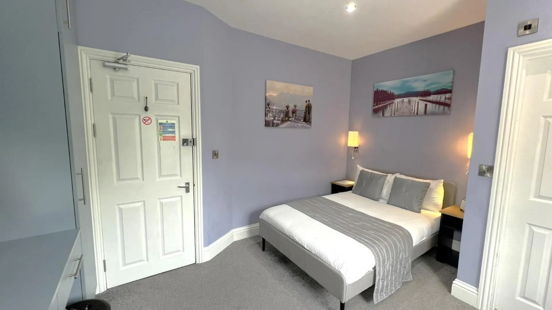 Melbury Rooms & Studios Exeter 0*,