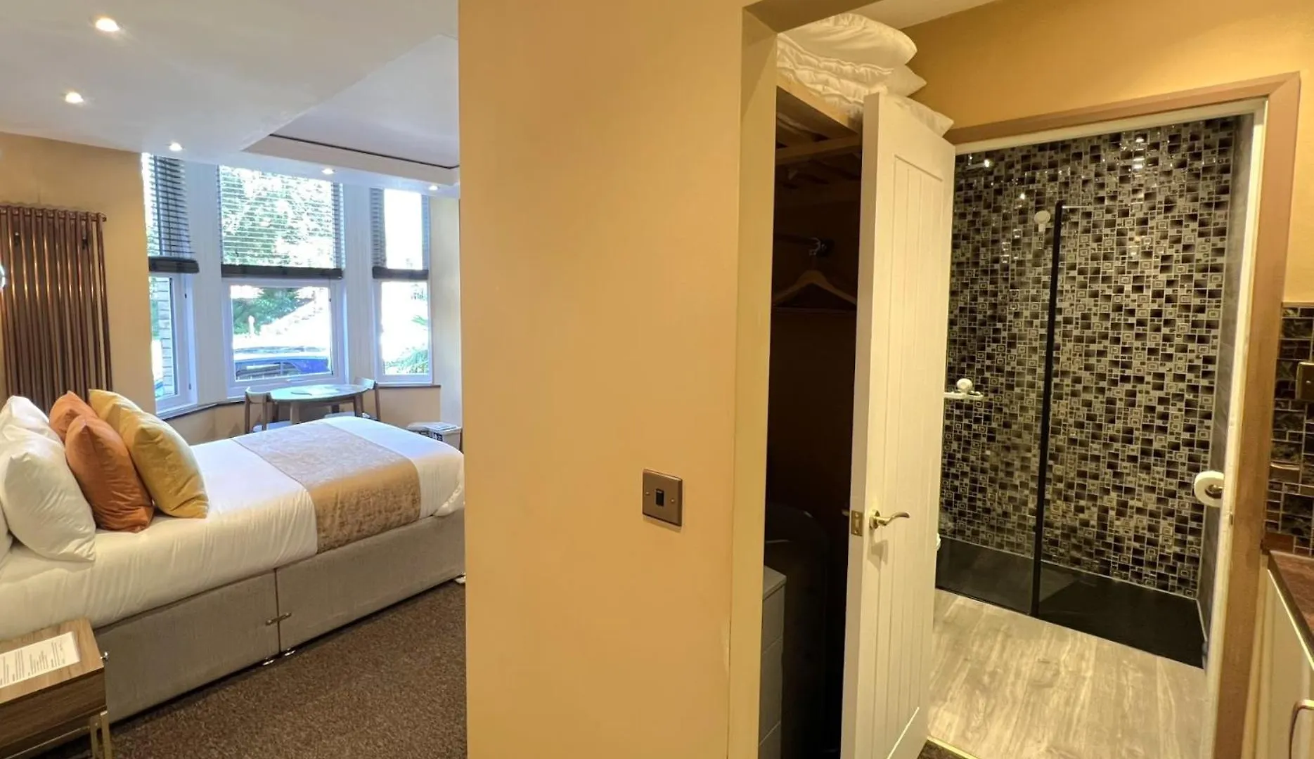 Pensión Melbury Rooms & Studios Exeter