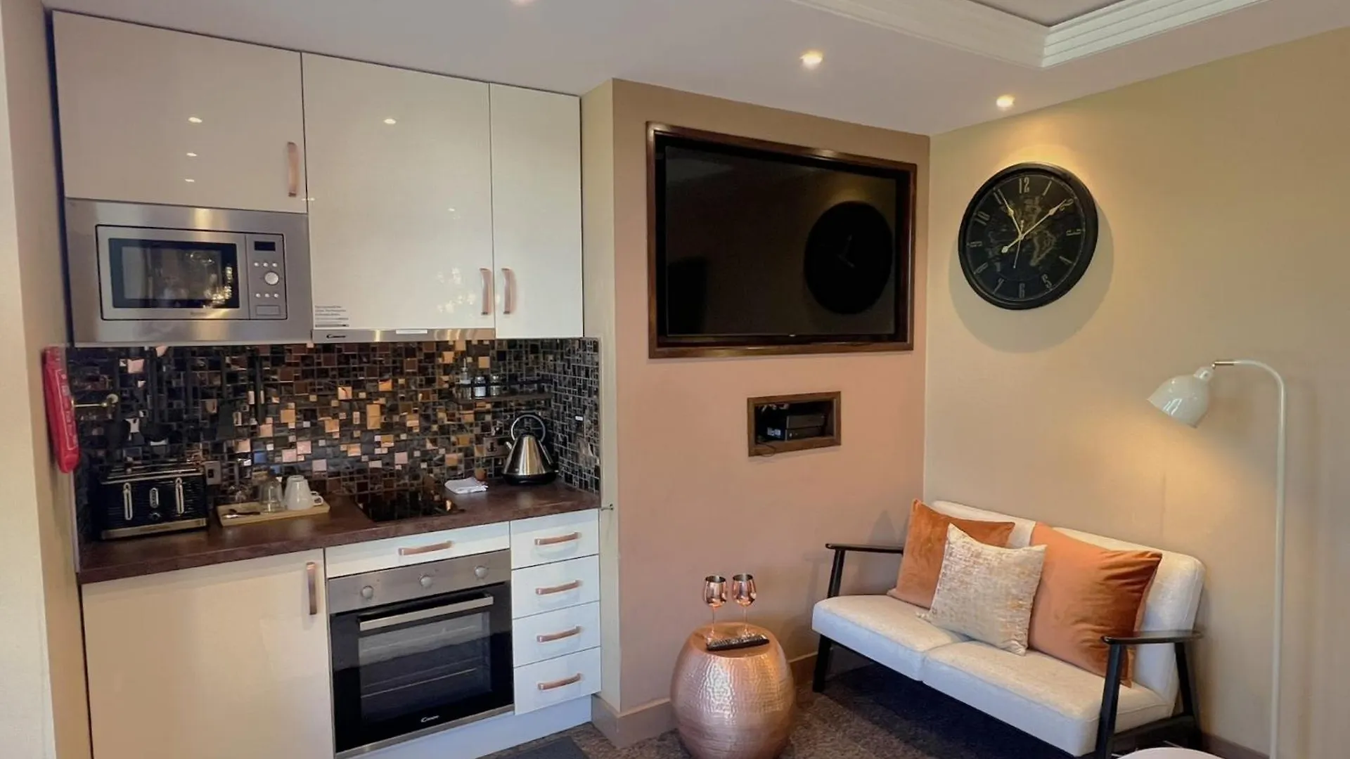 Melbury Rooms & Studios Exeter 0*,  Reino Unido