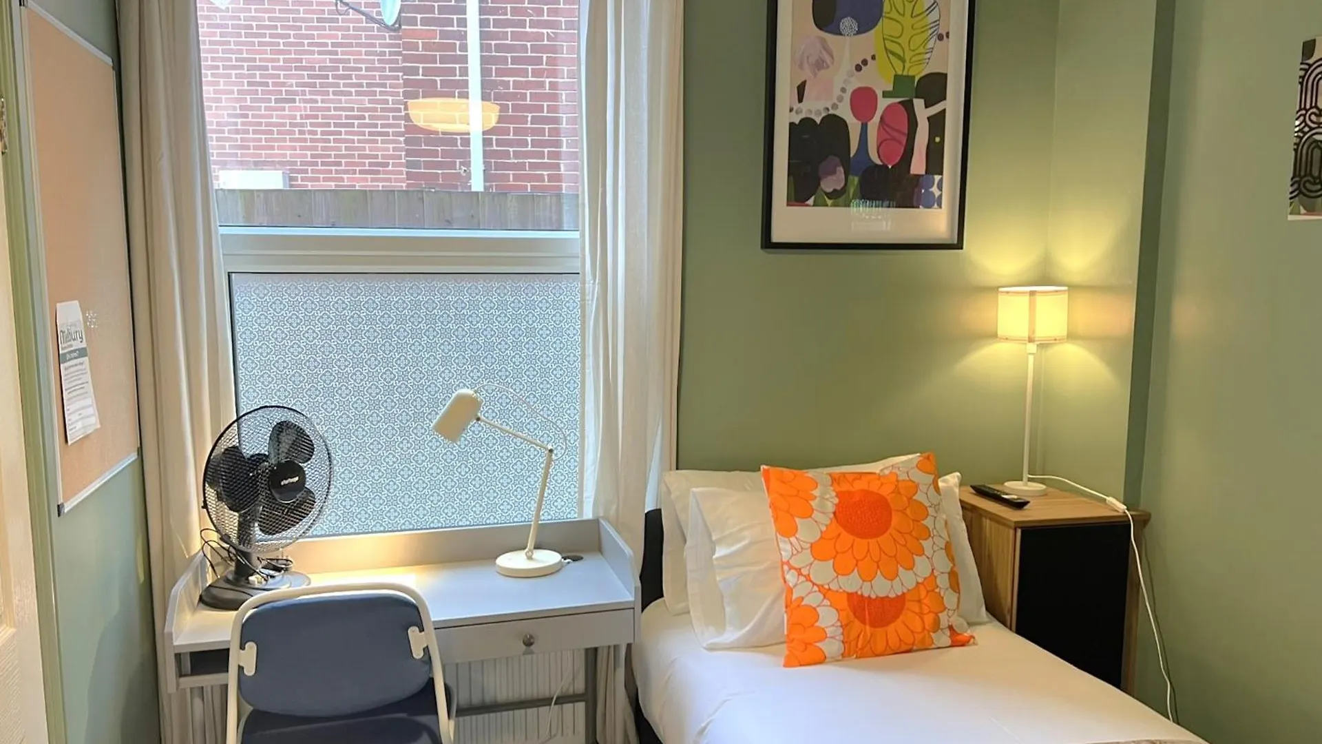 Melbury Rooms & Studios Exeter 0*,  Reino Unido