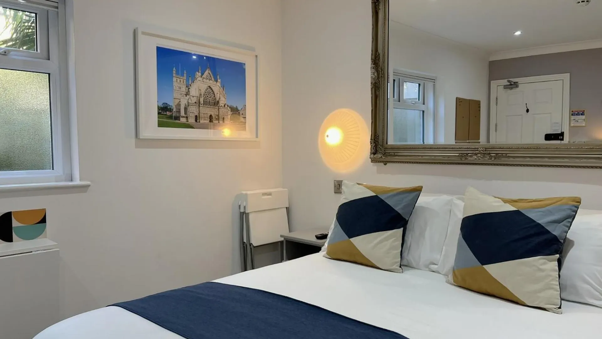 Melbury Rooms & Studios Exeter 0*,