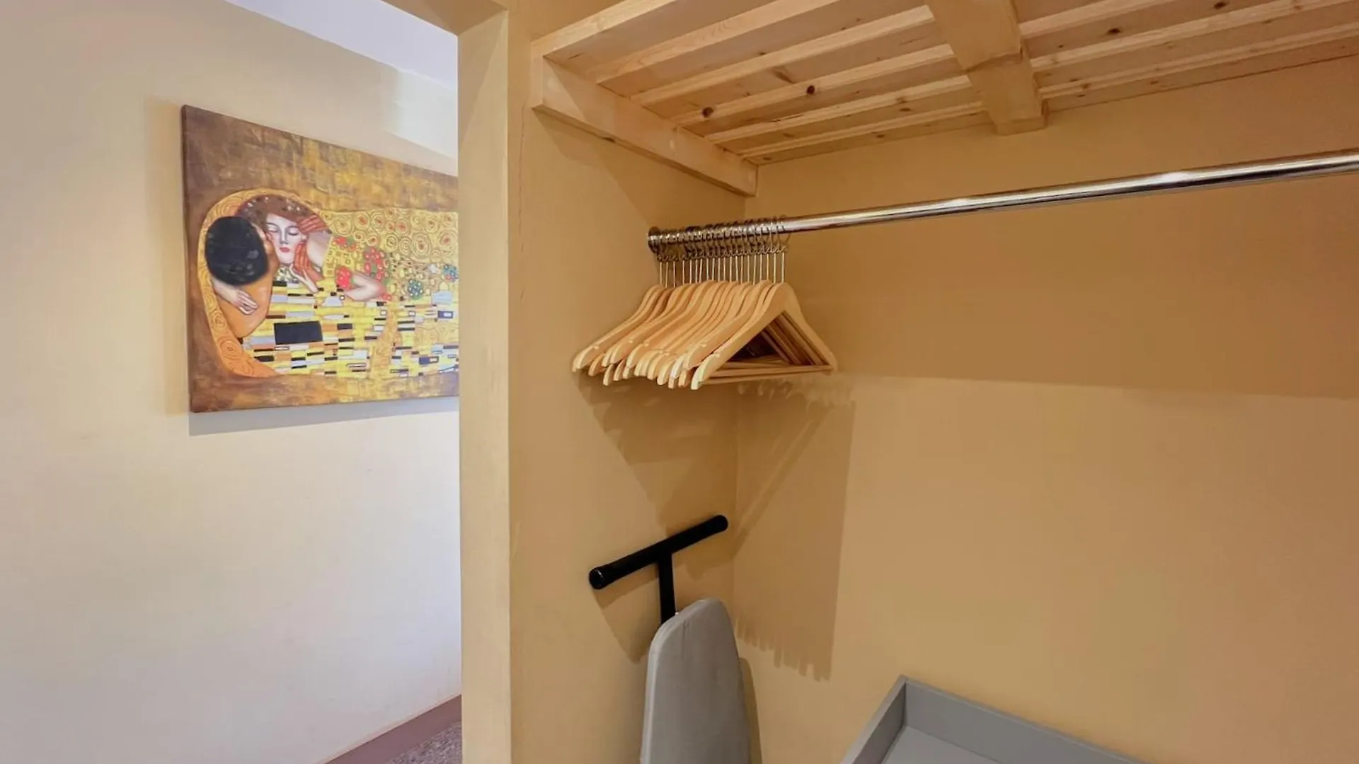 Melbury Rooms & Studios Exeter