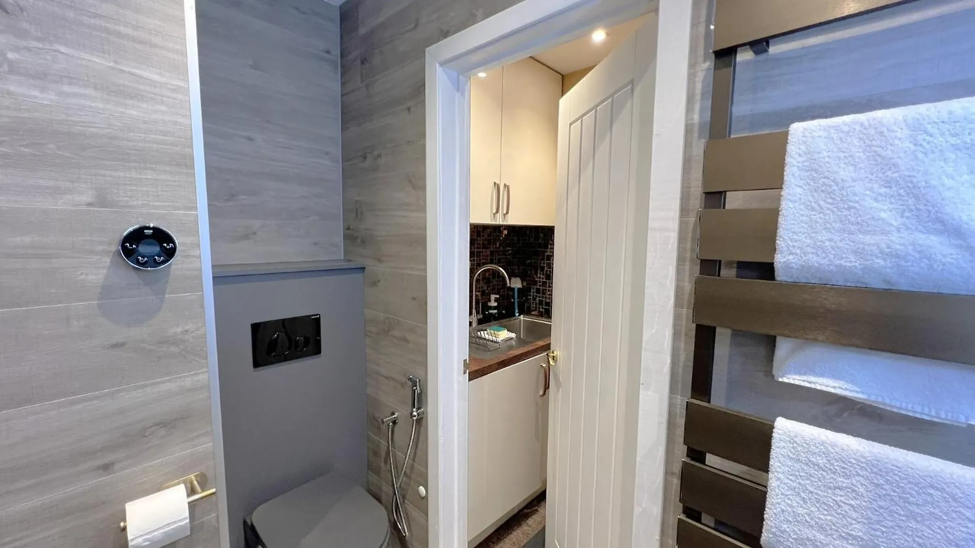 Melbury Rooms & Studios Exeter 0*,  United Kingdom